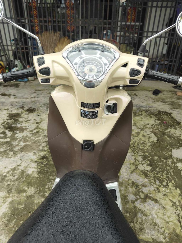 HONDA SH MODEL NGUYÊN ZIN ÁO KEO. Mua bán Xe máy tại Huyện Bình Tân Vĩnh Long được đăng bởi MƯỜI   BÌNH TÂN VL hình 2