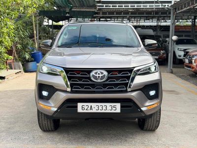FORTUNER 2.4G 2022 TỰ ĐỘNG DẦU ,HỖ TRỢ VAY 70%