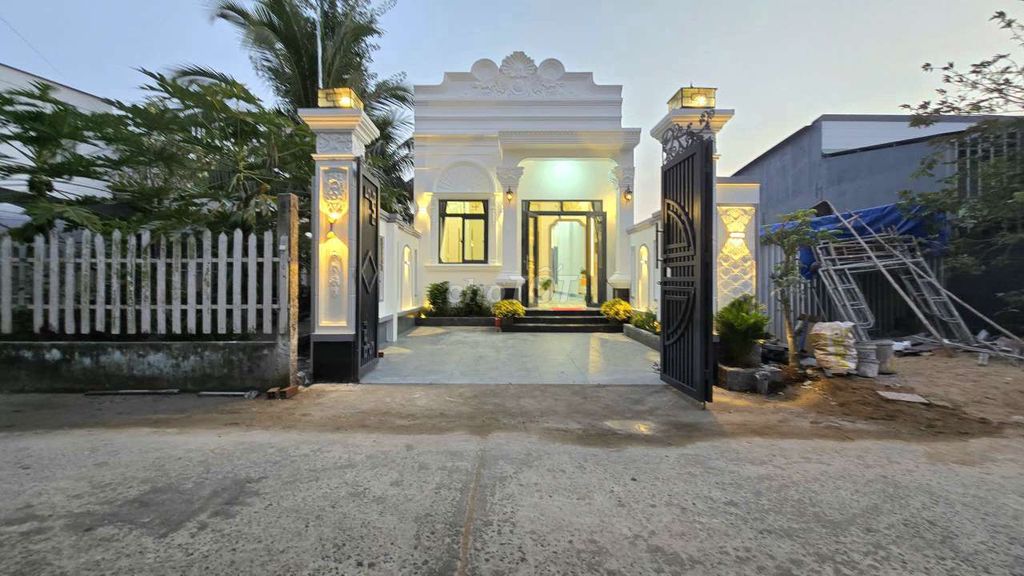 9 CHỦ BÁN NHÀ MỚI 100% KIỂU TÂN CỔ ĐIỂN 100M2 ĐƯỜNG XE 6T THÔNG