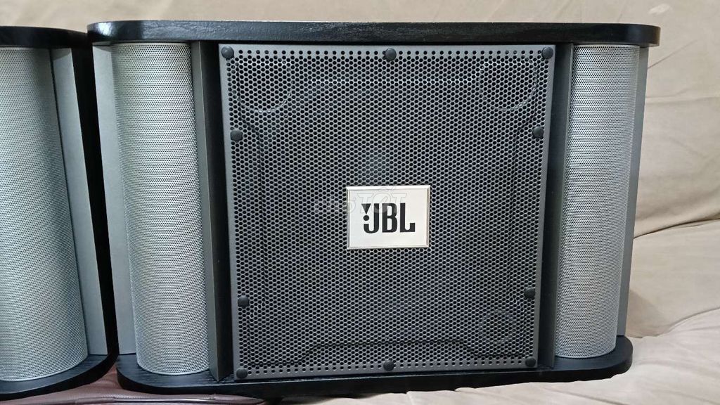 Cặp loa JBL RM10 II USA bass 25