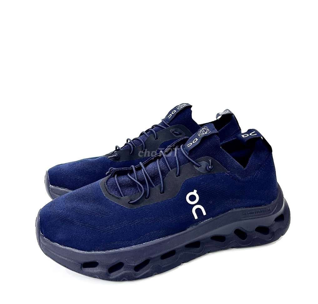 Giày Loewe x On running Xanh navy size 42. Mua bán Giày dép tại Quận 4 Tp Hồ Chí Minh được đăng bởi Anh Đinh hình 1