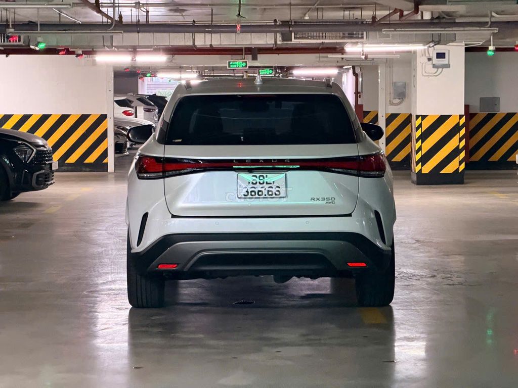 Lexus RX350 Premium 2024. Mua bán Ô tô tại Quận Long Biên Hà Nội được đăng bởi Khổng Tấn Luxury Car hình 5