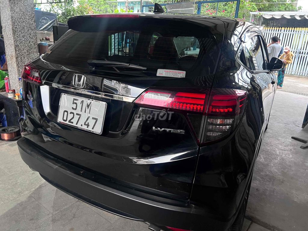 Honda HRV 2018 Đen Tự động. Mua bán Ô tô tại Huyện Hóc Môn Tp Hồ Chí Minh được đăng bởi Đua Phạm hình 4