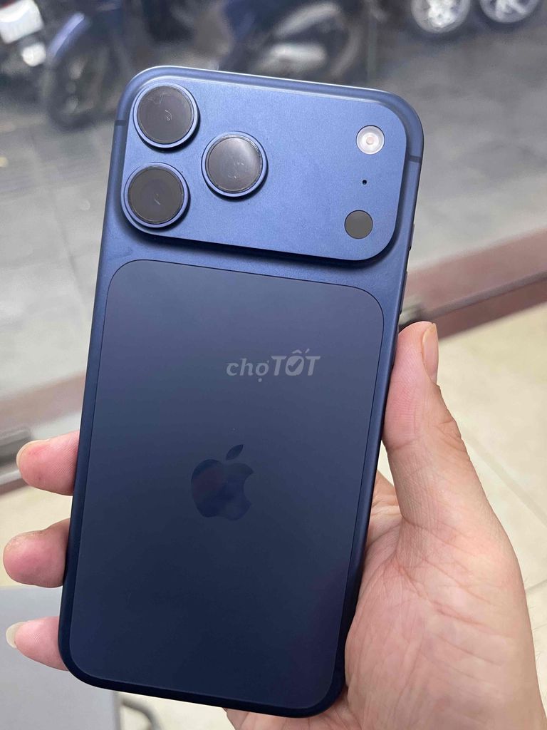 iPhone 17 Pro Max 2Tb Xanh chính hãng. Mua bán Điện thoại tại Quận Long Biên Hà Nội được đăng bởi Phạm Xuân Quý hình 1