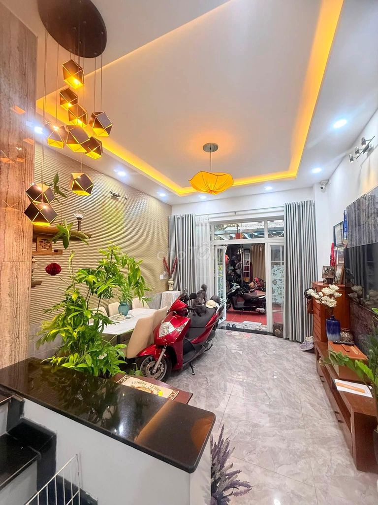 NỞ HẬU, GẦN LÊ VĂN VIỆC, 5 TỶ 2 (CÓ GIẢM) NHÀ HOÀN CÔNG ĐỦ, ĐƯỜNG Ô TÔ