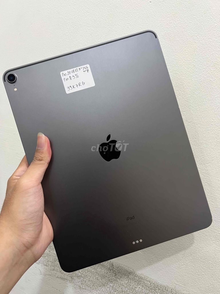 Apple iPad Pro 2018 Wifi 12.9 inch Xám. Mua bán Máy tính bảng tại Quận Tân Bình Tp Hồ Chí Minh được đăng bởi TechCare hình 1