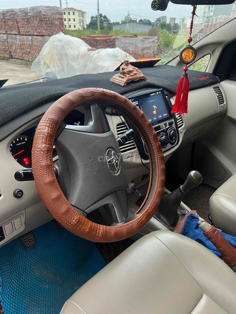 Toyota Innova 2015 2.0E - 170000 km. Mua bán Ô tô tại Thành phố Hải Dương Hải Dương được đăng bởi le thanh hình 4