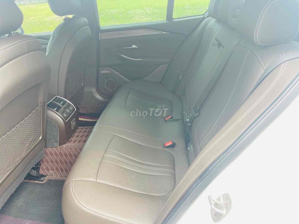 VinFast Lux A2.0 2020 Plus 2.0 AT - 50000 km