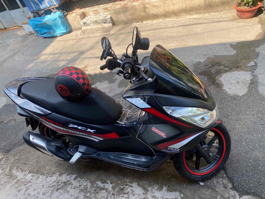 Honda PCX biển thần tài 79 chính chủ cực zin. Mua bán Xe máy tại Quận 8 Tp Hồ Chí Minh được đăng bởi Menly Gym hình 4