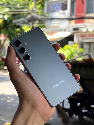 Samsung Galaxy S24 Bạc 128GB như mới likenew 99,99. Mua bán Điện thoại tại Quận Thanh Khê Đà Nẵng được đăng bởi Vietphones Store 16 Kỳ Đồng