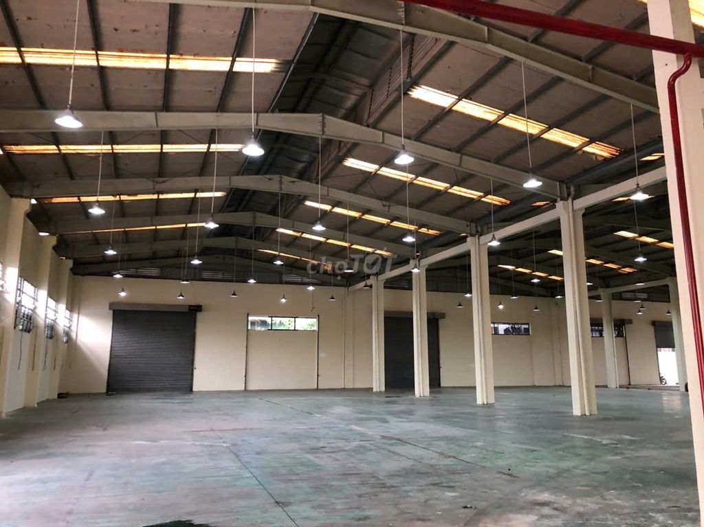 CHO THUÊ KHO 2000M2 KHU KÊNH TÂN HÓA , TÂN PHÚ TRẦN CAO 8M