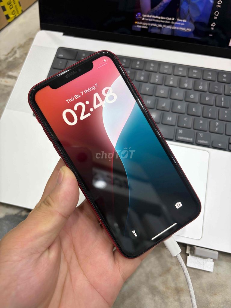 Apple iPhone XR 64GB Đỏ Vỡ lưng. Mua bán Điện thoại tại Huyện Thanh Trì Hà Nội được đăng bởi Đoàn Xuân Tùng hình 1
