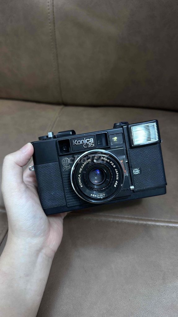 Máy ảnh film Konica C35 AF. Mua bán Máy ảnh, Máy quay tại Quận Hà Đông Hà Nội được đăng bởi Lâm Vy hình 1