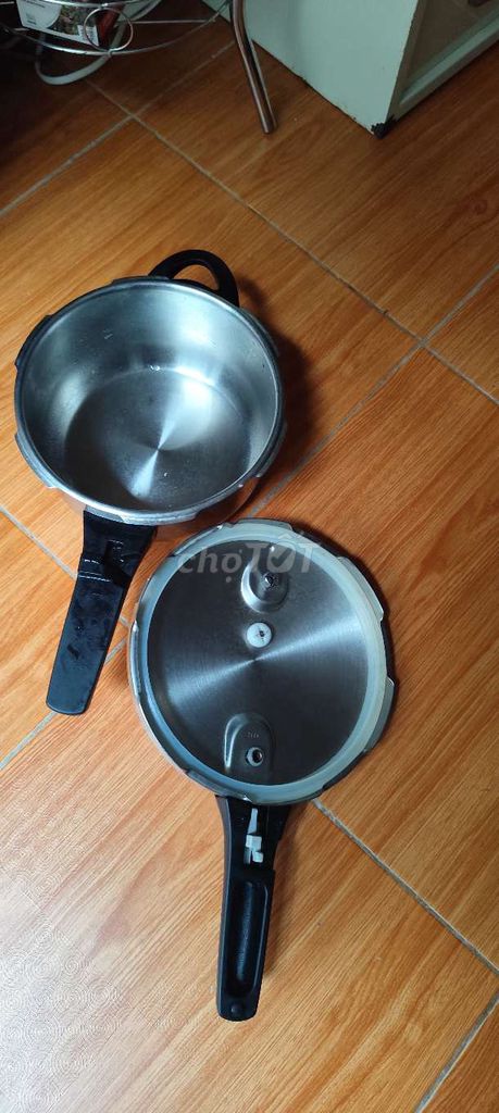 Nồi áp suất Tefal 3 lít. Mua bán Dụng cụ nhà bếp tại Quận Tây Hồ Hà Nội được đăng bởi Truong hình 1