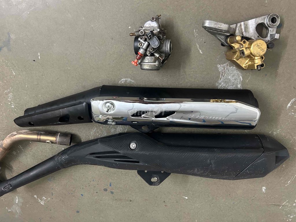 có vài món cần bán. Mua bán Phụ tùng xe tại Thành phố Thủ Đức Tp Hồ Chí Minh được đăng bởi Thêm Trần hình 1