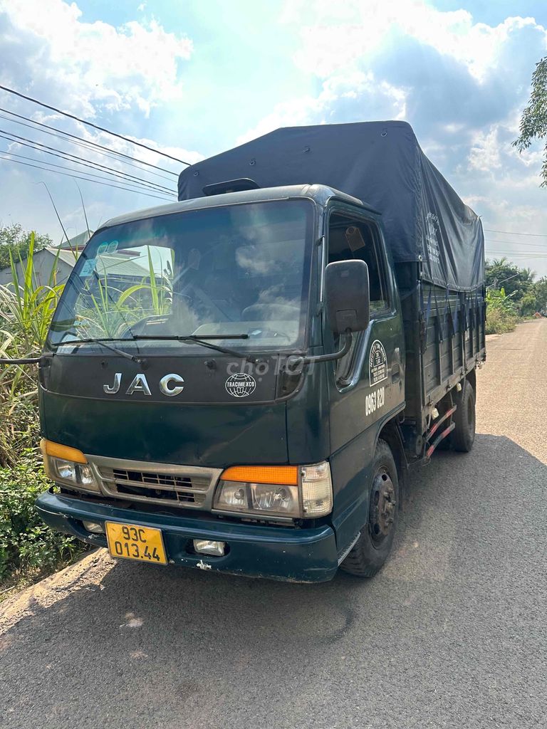 jac tải 1t7 thung bạc 3m7