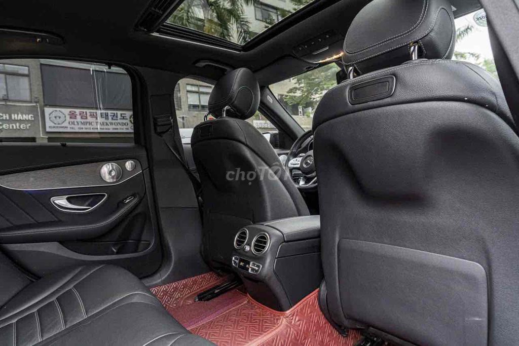 C300_AMG model 2020 màu đỏ cá nhân đẹp xuất sắc. Mua bán Ô tô tại Quận 7 Tp Hồ Chí Minh được đăng bởi Dương Phương hình 10