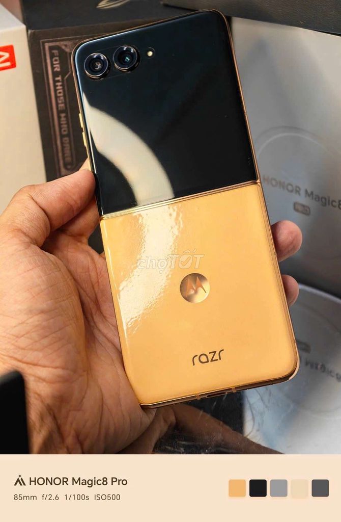 ⭐ Motorola Razr 50 Ultra (12/256) - Bản PANTONE. Mua bán Điện thoại tại Quận Ninh Kiều Cần Thơ được đăng bởi BƠ STORE ĐIỆN THOẠI XÁCH TAY CN CẦN THƠ hình 1