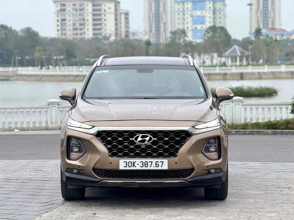 Hyundai SantaFe 2019 máy xăng bản Premium