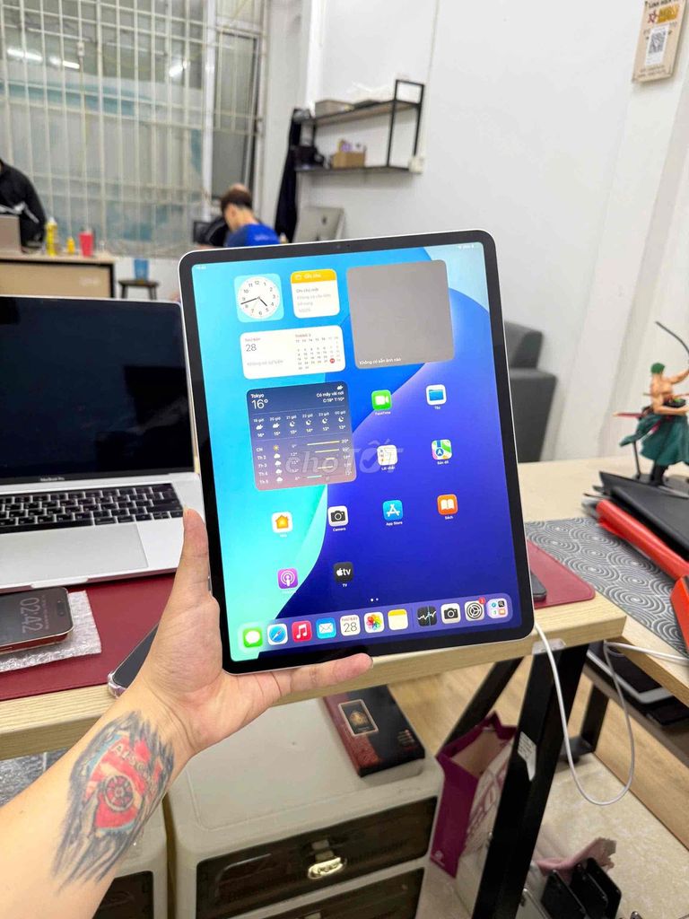 Apple iPad Pro 12.9 512GB Bạc. Mua bán Máy tính bảng tại Quận Đống Đa Hà Nội được đăng bởi KT Hà Nội Mobile hình 1