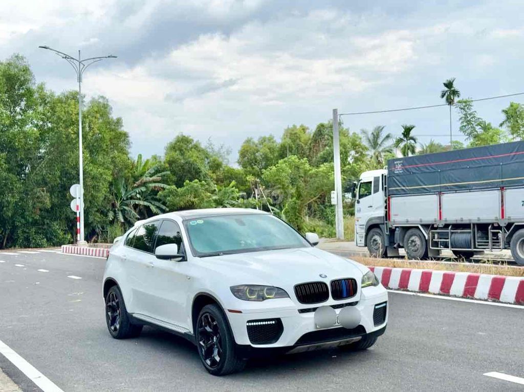 BMW X6 2008 xDrive35i - 120 km