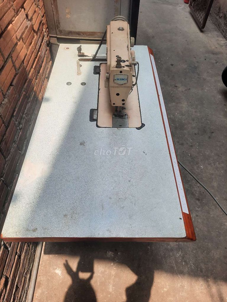 Máy khâu công nghiệp Juki Trắng kem. Mua bán Đồ chuyên dụng, Giống nuôi trồng tại Quận Gò Vấp Tp Hồ Chí Minh được đăng bởi Si Phung hình 1