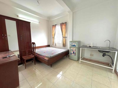 Còn 2 Phòng tại trệt và lầu 1, 22m2 khép kín, giá 4.5 triệu