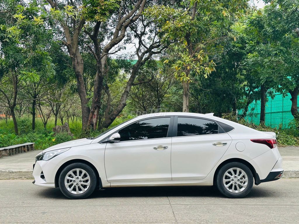 Hyundai Accent 1.4 AT 2022 (Tiêu chuẩn) -420tr. Mua bán Ô tô tại Thành phố Dĩ An Bình Dương được đăng bởi Siêu Thị Ô Tô Bình Dương  hình 2