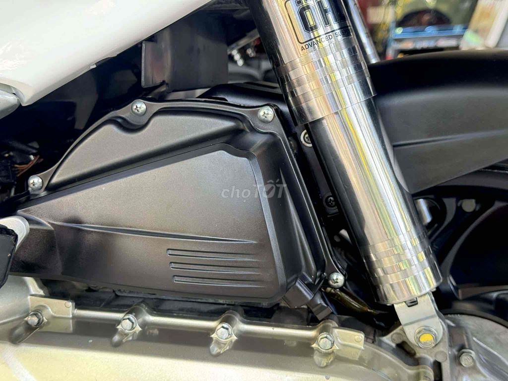 Honda Air Blade Fi 2010 Đỏ trắng lên thái bs 65 65. Mua bán Xe máy tại Quận Ninh Kiều Cần Thơ được đăng bởi Cửa Hàng xe máy Hoàng Hải hình 7