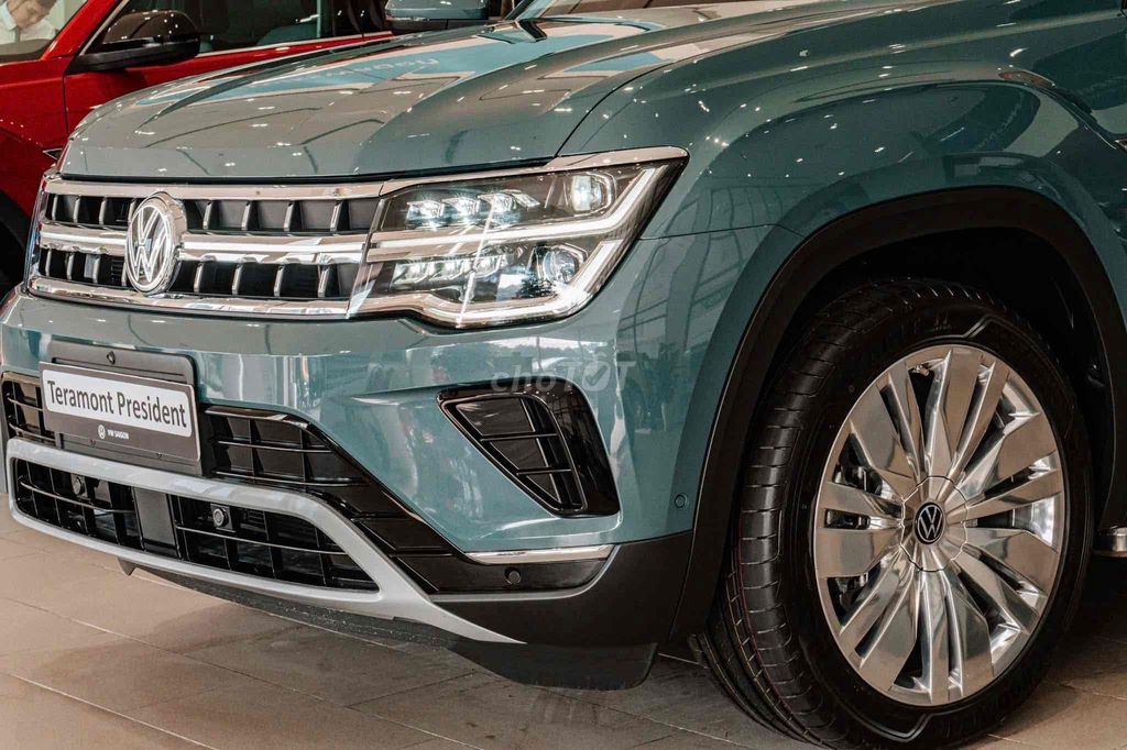 Volkswagen Teramont President 2025 Màu Xanh Ưu Đai