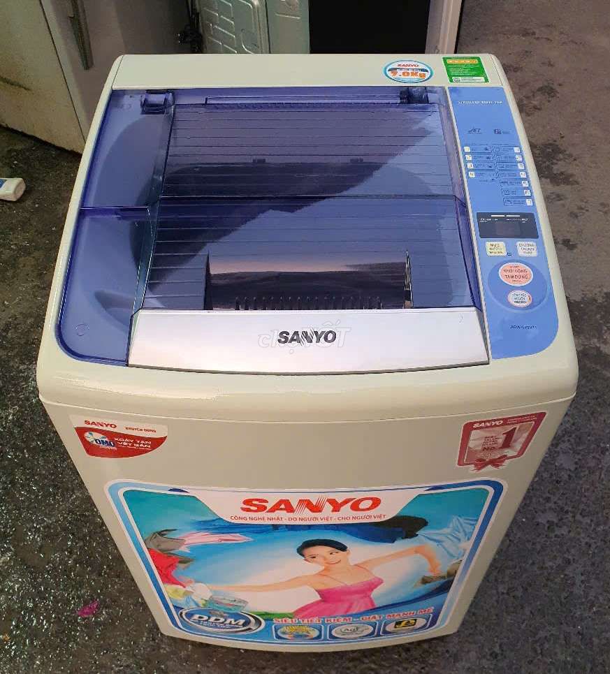 Máy giặt Sanyo 7kg thanh lí đẹp chạy êm