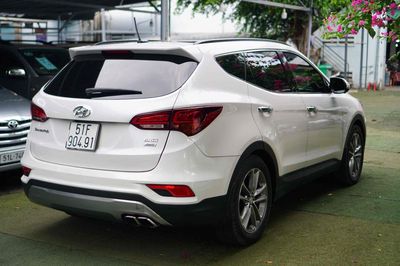 Hyundai Santa Fe 2016 2.2 AT 4WD - 90000 km. Mua bán Ô tô tại Quận Bình Tân Tp Hồ Chí Minh được đăng bởi Long 