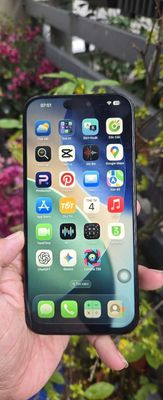 iPhone 16 Pro Max 1TB lướt web treo