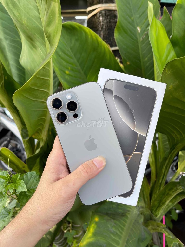 IPhone 16 Pro Max 256GB Natural Vn bh 10/2025 đẹp