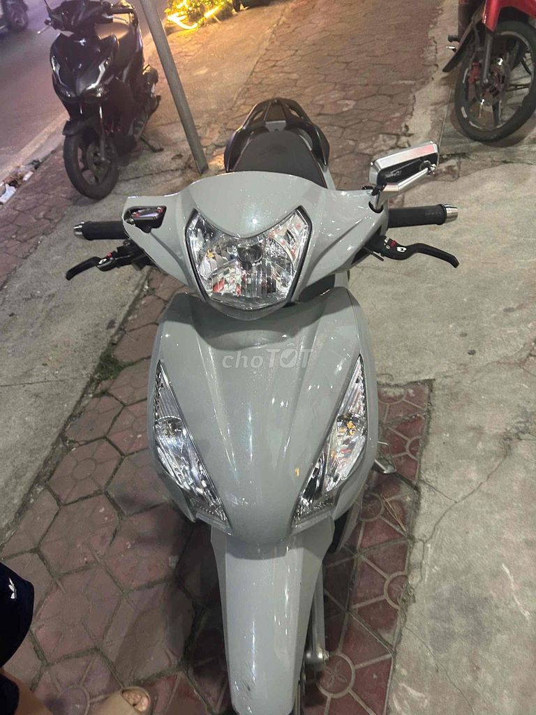 Honda Vision 2020 Серый 50 тыс. км