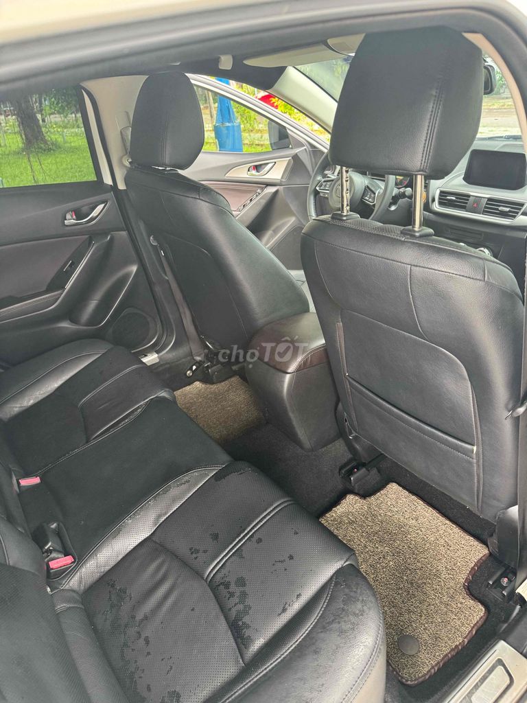 Mazda 3 2018 1.5 AT - 82000 km. Mua bán Ô tô tại Thành phố Qui Nhơn Bình Định được đăng bởi Tiến hình 10