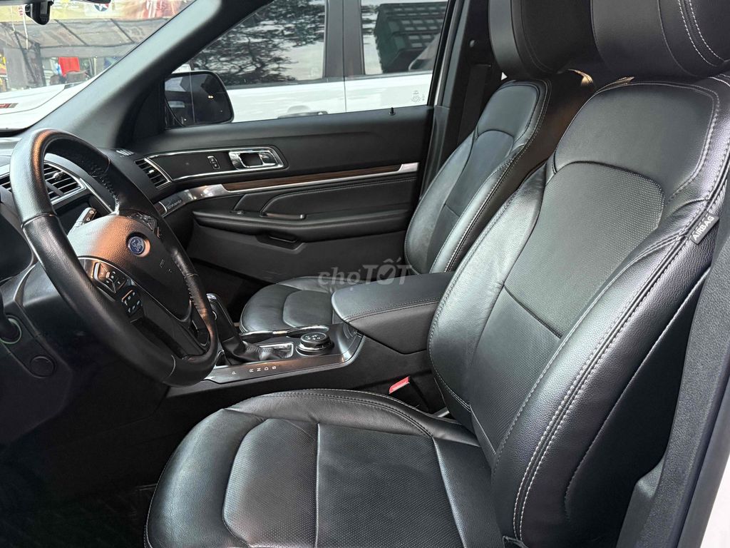 Explorer 2019 dki 2020 Bảo hành đến 12/2026. Mua bán Ô tô tại Quận Tân Bình Tp Hồ Chí Minh được đăng bởi FORD PHỔ QUANG XE CŨ hình 5