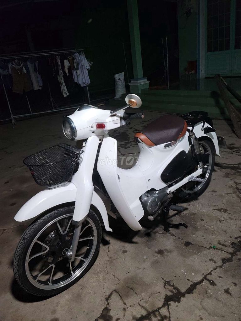 Honda Cub Thái 50cc Trắng Như mới. Mua bán Xe máy tại Quận Thốt Nốt Cần Thơ được đăng bởi Nguyễn Minh  hình 8
