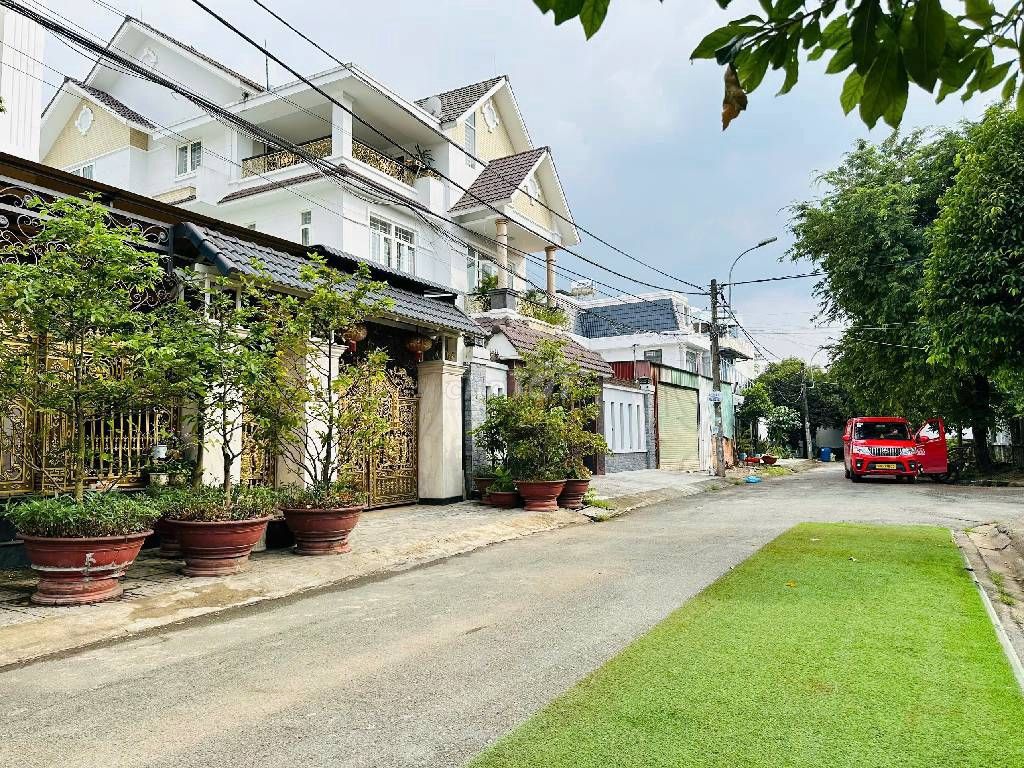 246M ĐẤT TRỐNG XÂY BIỆT THỰ, GẦN CHỢ LINH TRUNG, CHỈ 20 TY - ảnh 3