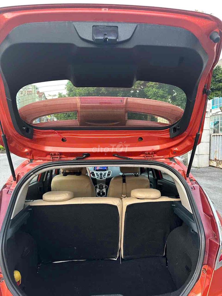 Ford Fiesta Cam 5 chỗ Số tự động. Mua bán Ô tô tại Huyện Hoài Đức Hà Nội được đăng bởi Đức Giang hình 13