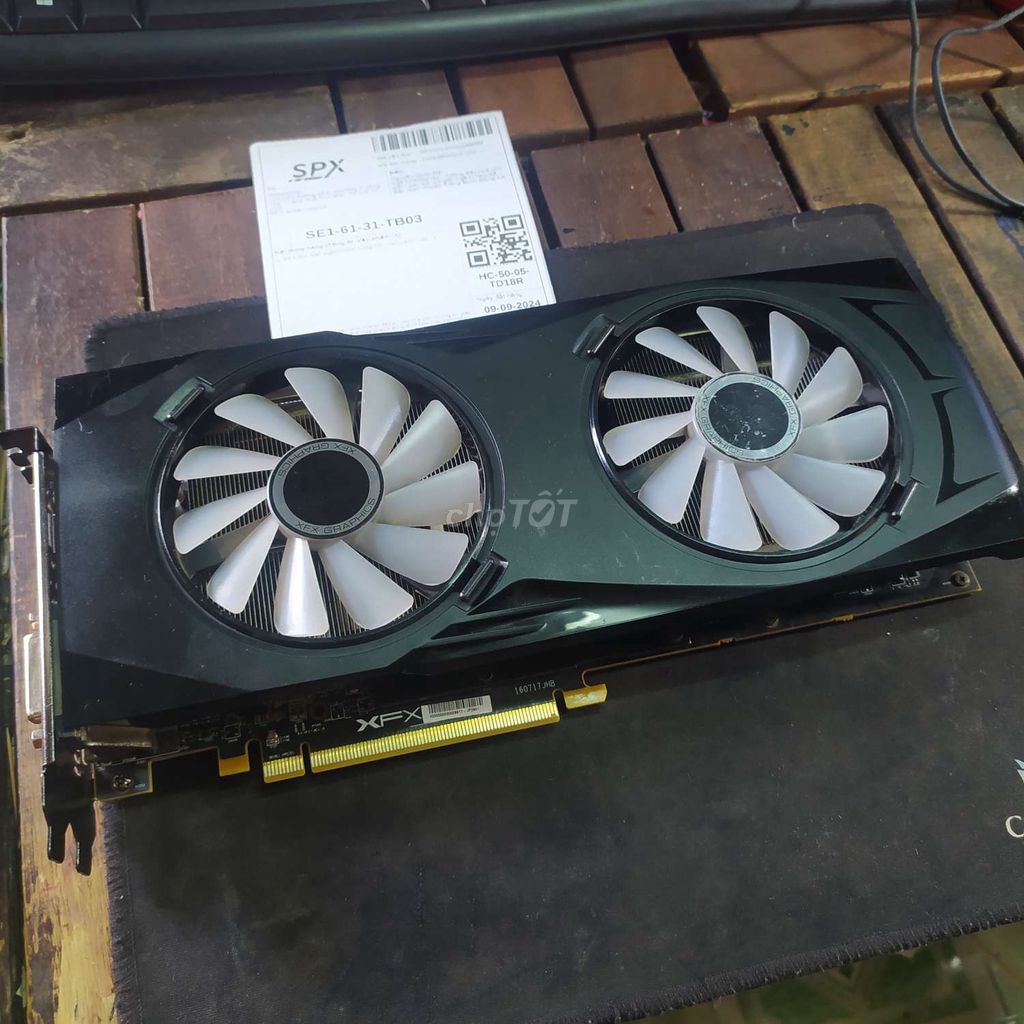 Có cây Vga xfx rx 580 8gb