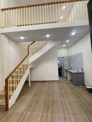 [ Chính Chủ ] Cho Thuê Nhà Hẻm Đoàn Văn Bơ , Quận 4
