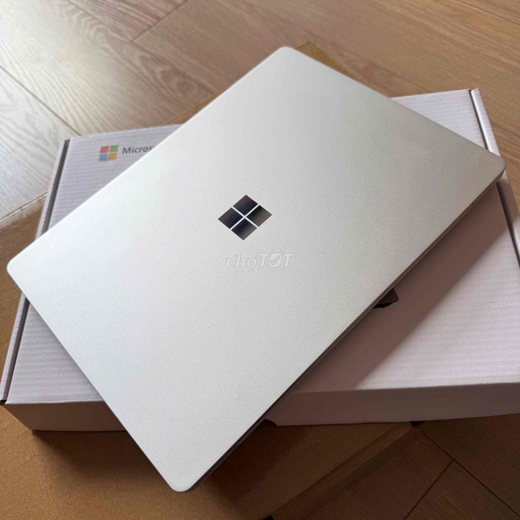 Microsoft Surface Laptop Go i5 8GB/256GB Bạc. Mua bán Laptop tại Thành phố Thủ Đức Tp Hồ Chí Minh được đăng bởi Travis hình 1