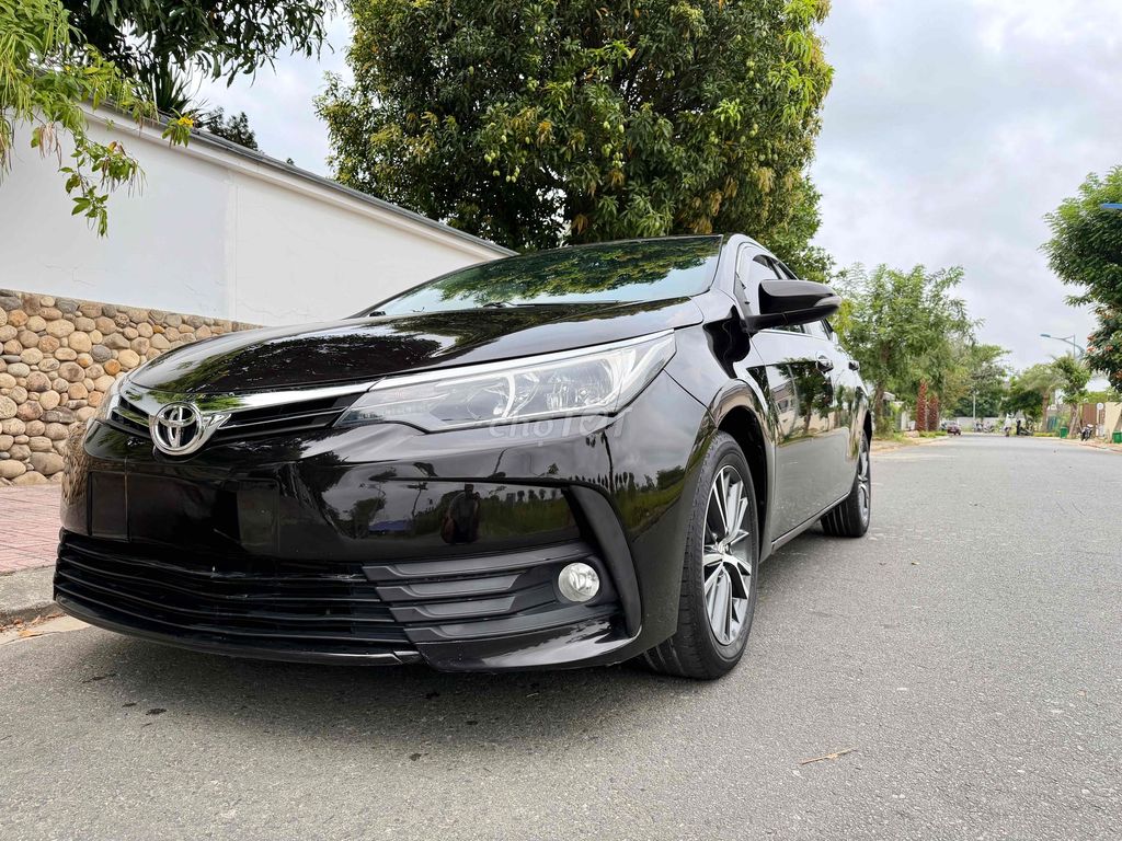 Автоматический номер Тойота Королла Альтис 1.8G 2019