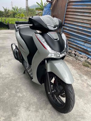 Cần bán 160 abs 2025 1 chủ chạy chuẩn 6000km. Mua bán Xe máy tại Quận Kiến An Hải Phòng được đăng bởi Đức Anh 