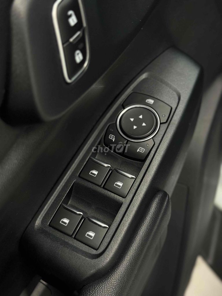 Ford Ranger 2024 XLS 2.0 4X2  - 34000 km -Mới tinh. Mua bán Ô tô tại Thành phố Đà Lạt Lâm Đồng được đăng bởi ĐỒNG MOTOR 2  cá nhân hình 5