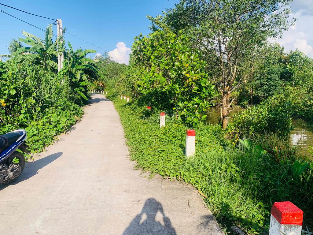 🚨 BÁN NỀN RẠCH KÈ LỘ OTO 4M GẦN KDL MEKONG SLIT. CÓ BÁN LẺ 150m2