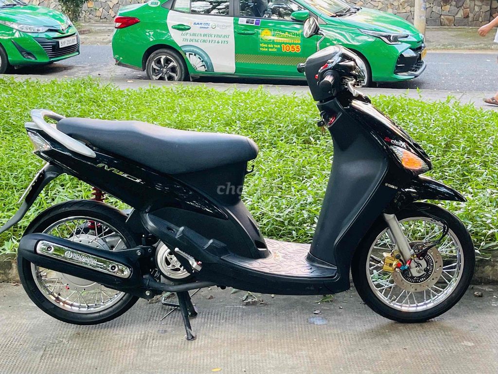 Скутер Yamaha Mio Черный