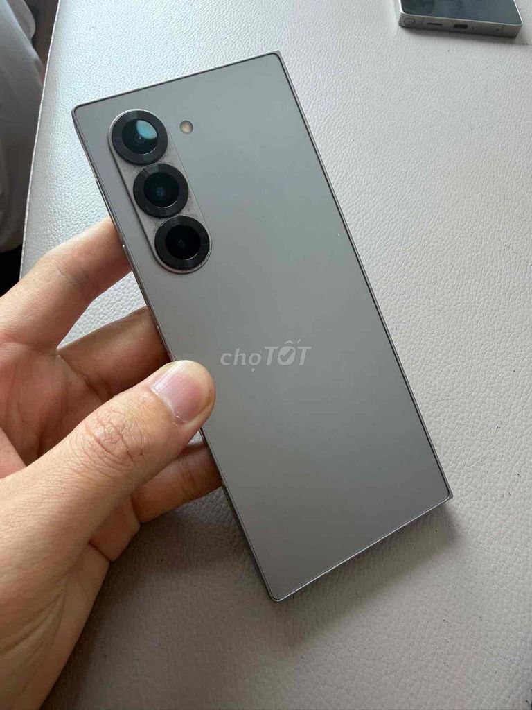 Samsung Z Fold 6 512GB Xám Hàn Quốc Like New. Mua bán Điện thoại tại Quận Thanh Xuân Hà Nội được đăng bởi Hoàng hình 1