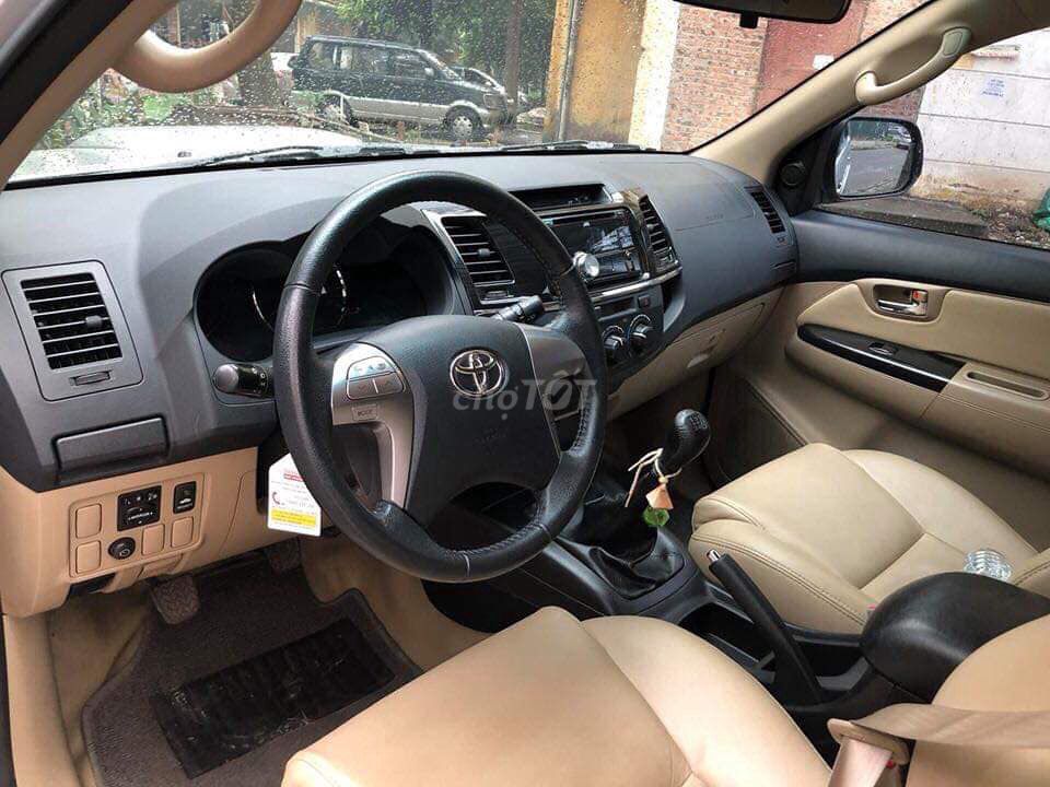 Fortuner 2016 máy dầu số sàn, màu bạc. Mua bán Ô tô tại Quận 12 Tp Hồ Chí Minh được đăng bởi Xuân Trường hình 6